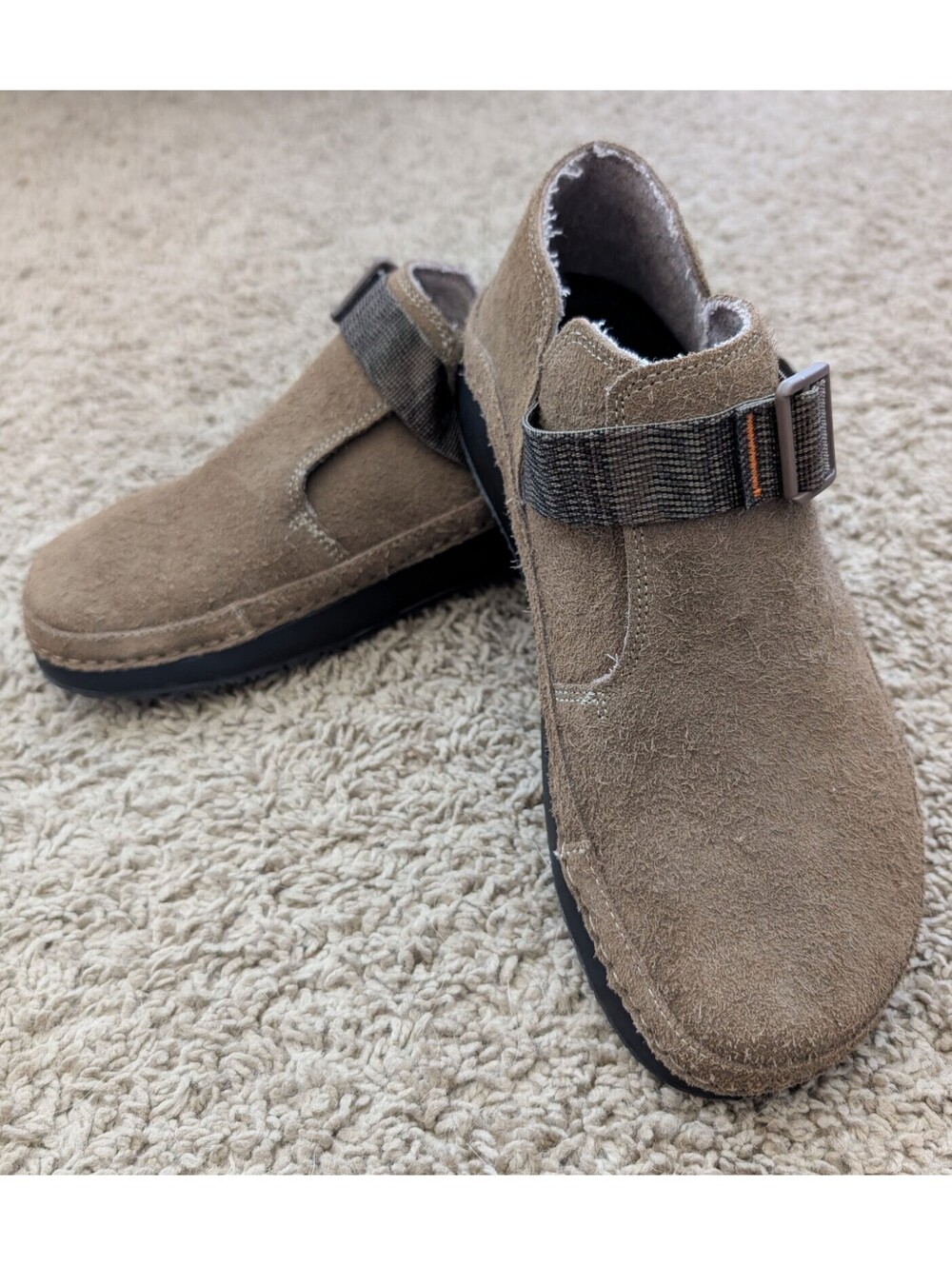 Chaco Paonia Mens Clog Shoe US Sz 8 / EU Sz 41 Brown Suede Buckle Strap NWOT